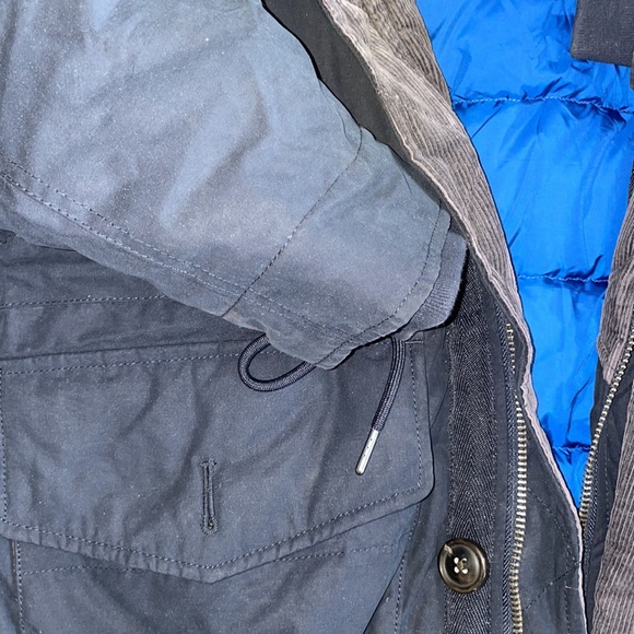 Mens size M winter coat with fur - Picture 3 of 4